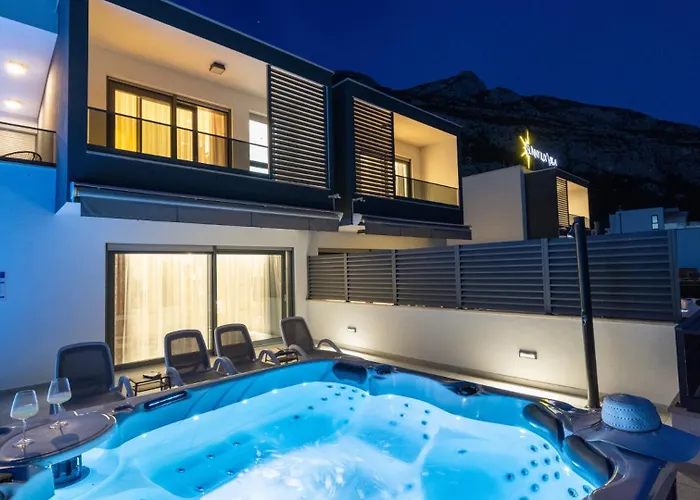 Villa Sunny Lux 3 In By Guide