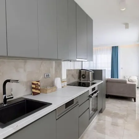 Sunny Lux 3 In By Guide Villa *