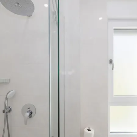 Sunny Lux 3 In By Guide