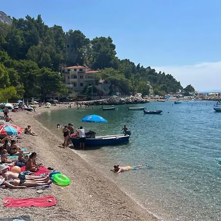 Sunny Lux 3 In By Guide Villa