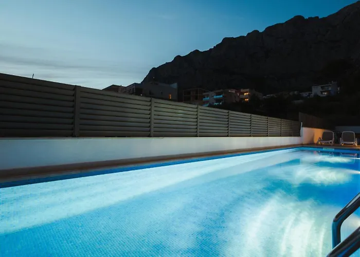 Willa Sunny Lux 3 In By Guide Makarska